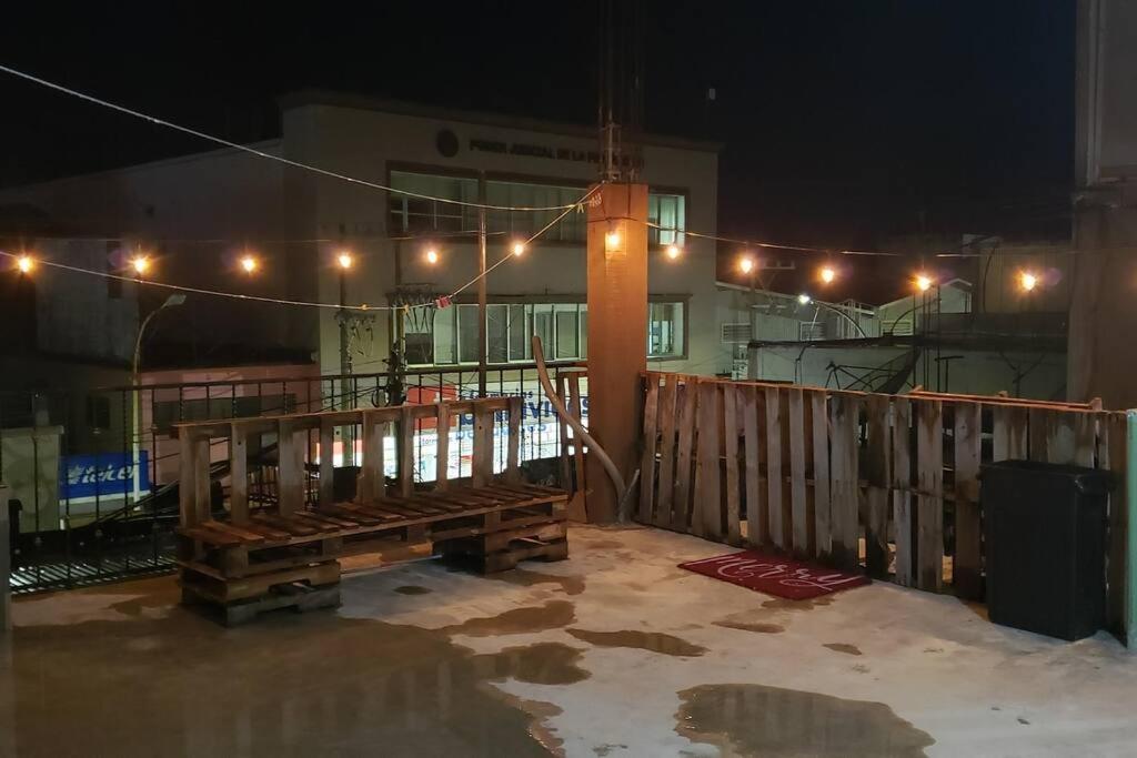 Departamento 2 Camas Matrimoniales K, Wifi, Aire Acondicionado, Estacionamiento Cruzando Calle 巴耶斯城 外观 照片