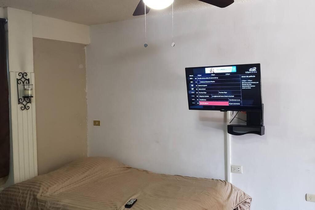 Departamento 2 Camas Matrimoniales K, Wifi, Aire Acondicionado, Estacionamiento Cruzando Calle 巴耶斯城 外观 照片