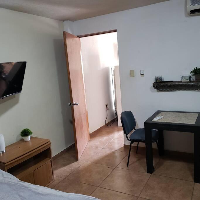 Departamento 2 Camas Matrimoniales K, Wifi, Aire Acondicionado, Estacionamiento Cruzando Calle 巴耶斯城 外观 照片