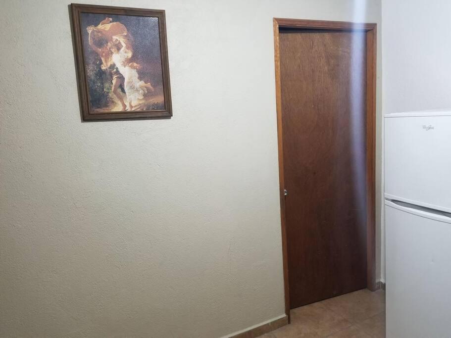 Departamento 2 Camas Matrimoniales K, Wifi, Aire Acondicionado, Estacionamiento Cruzando Calle 巴耶斯城 外观 照片